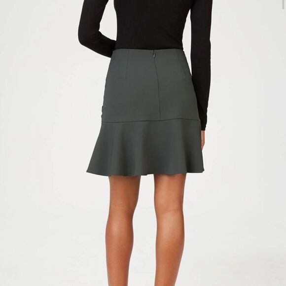 NWOT CLUB MONACO Welse Skirt in Green - Picture 3 of 9
